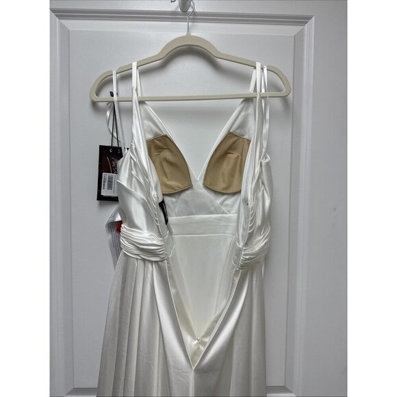 Mac Duggal Size 0 White 12448 Satin V-neck Sleeveless Formal Dress Prom Wedding - Picture 9 of 13